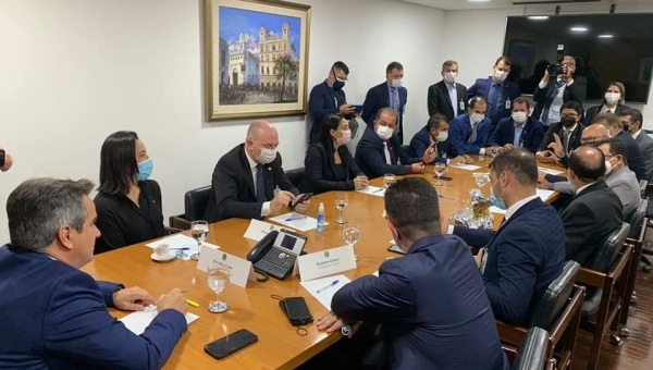 Gladson, Mailza, prefeitos e parlamentares se reúnem com Ciro Nogueira para pedir a recuperação da BR-364   